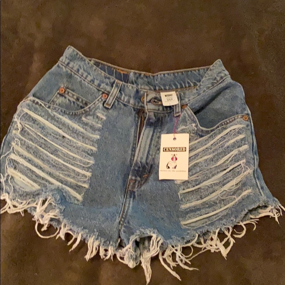 Vintage distressed cut off LEVIS shorts